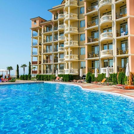 Andalucia Beach - Sea Viev Apartments Elenite Exterior foto